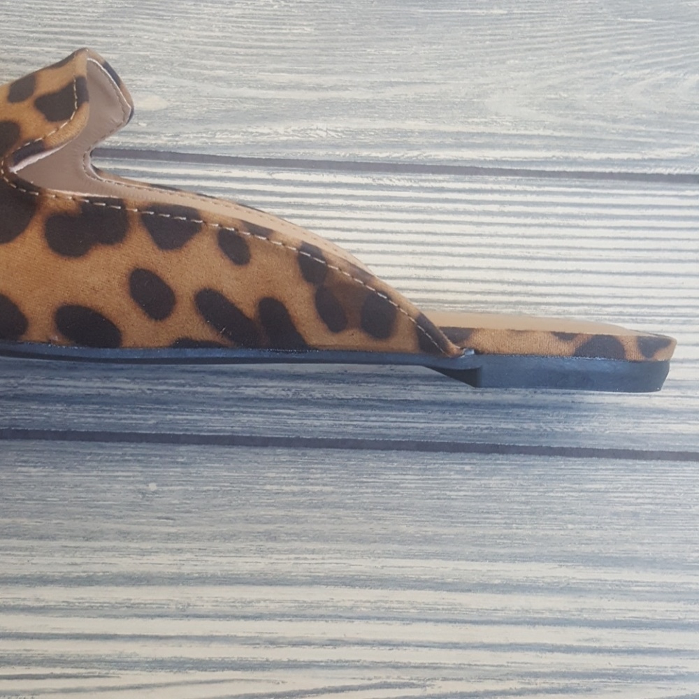 Last 1 6.5!!! Leopard Mules Flats - Picture 3 of 3